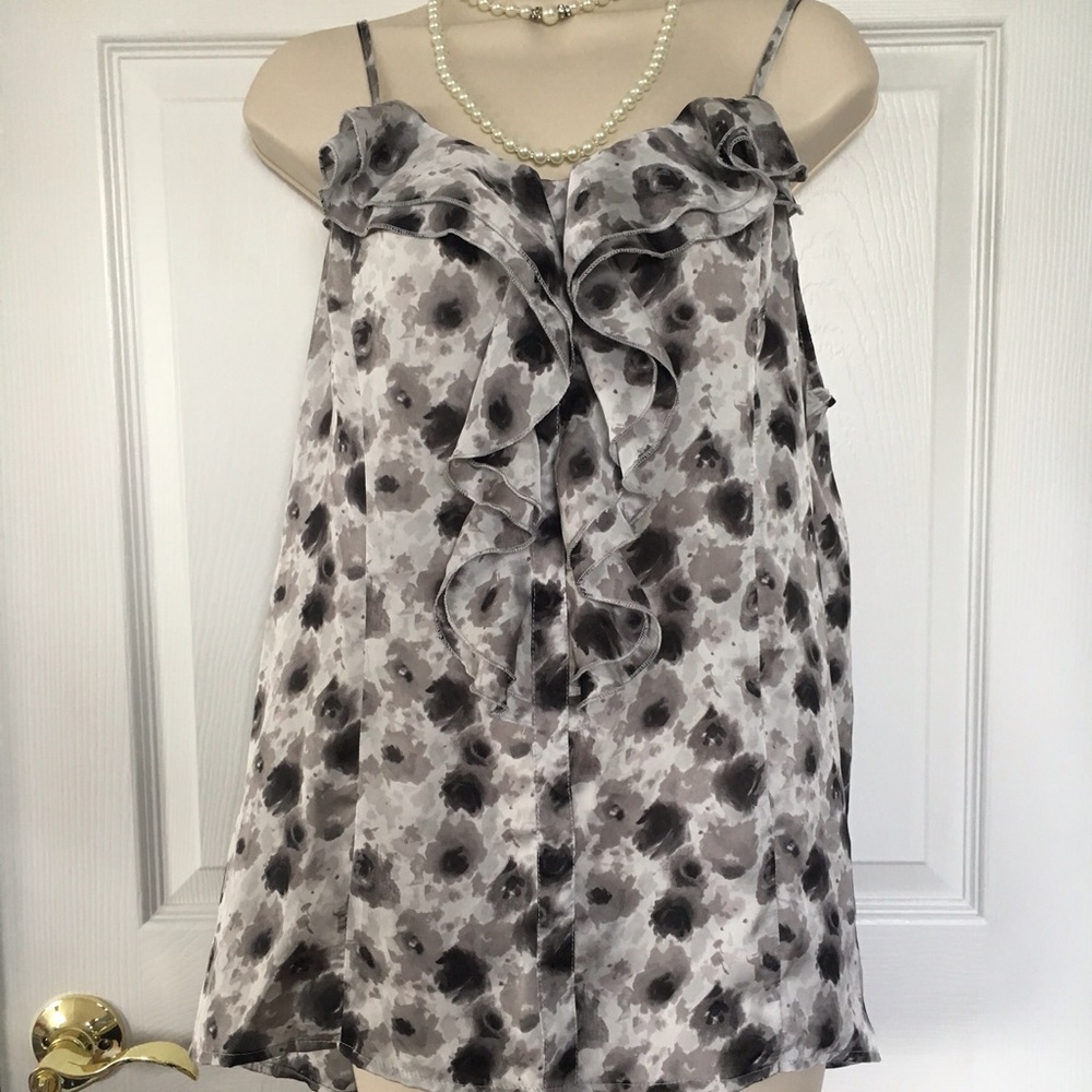 BLACK WHITE PRINT SEXY RUFFLE TOP - Picture 3 of 7